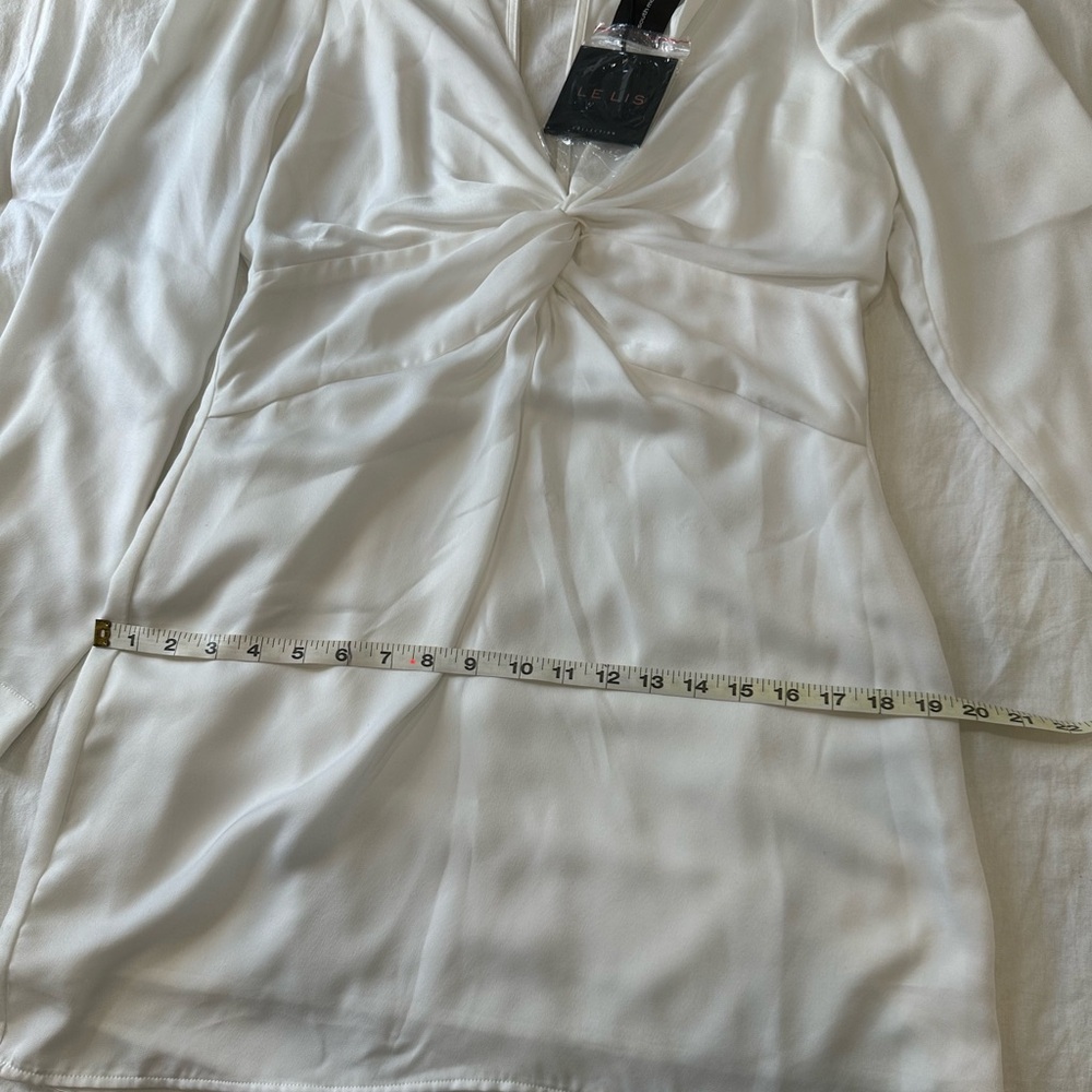 Le Lis White Long Sleeve Dress size L - Picture 11 of 12